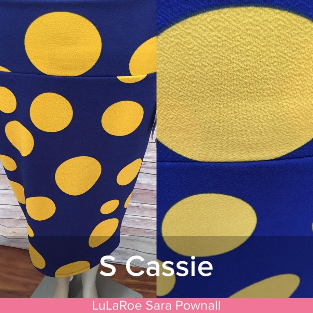 LuLaRoe Small Cassie Polka Dots